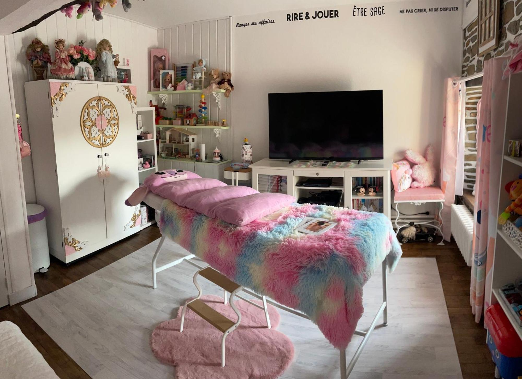 Chambre Du Retour En Enfance - Abdl Dol-de-Bretagne Exterior photo